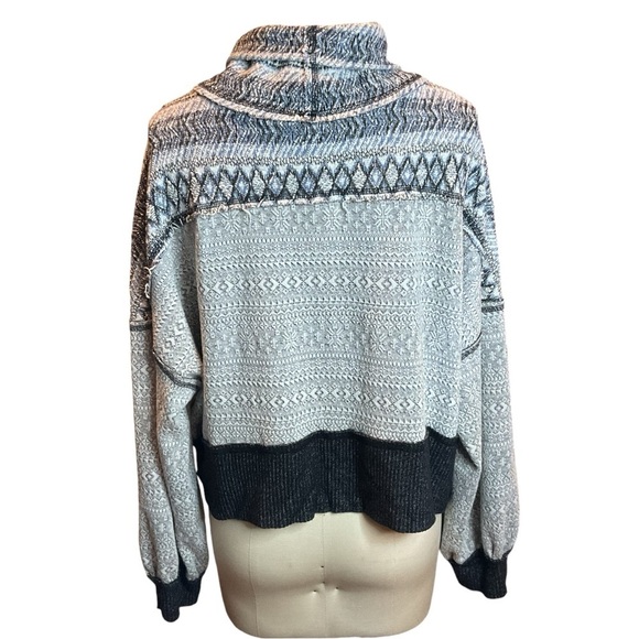 Free People At The Lodge Turtleneck Sweater Small EUC - Picture 4 of 15